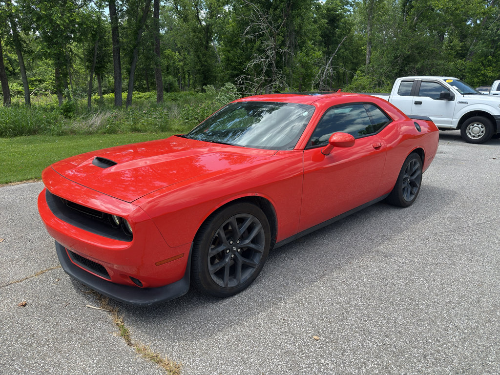 Used 2019 Dodge Challenger GT w/ Driver Convenience Group RWD image 2