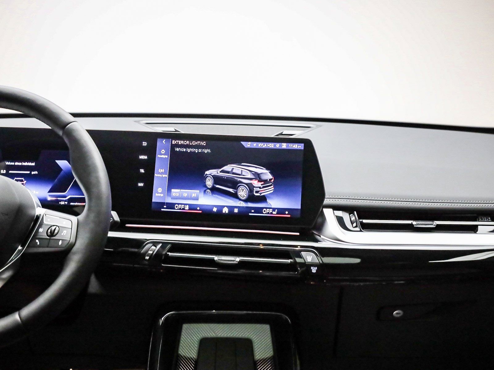 Used 2025 BMW X1 xDrive28i w/ Convenience Package image 15