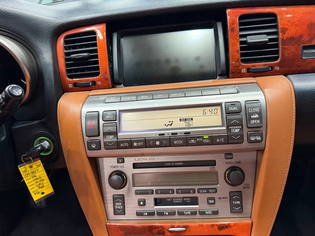 Used 2006 Lexus SC 430 Convertible RWD image 43