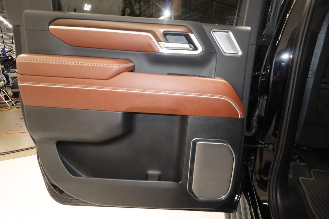 Used 2025 GMC Sierra 3500 Denali Ultimate AWD/4WD image 22