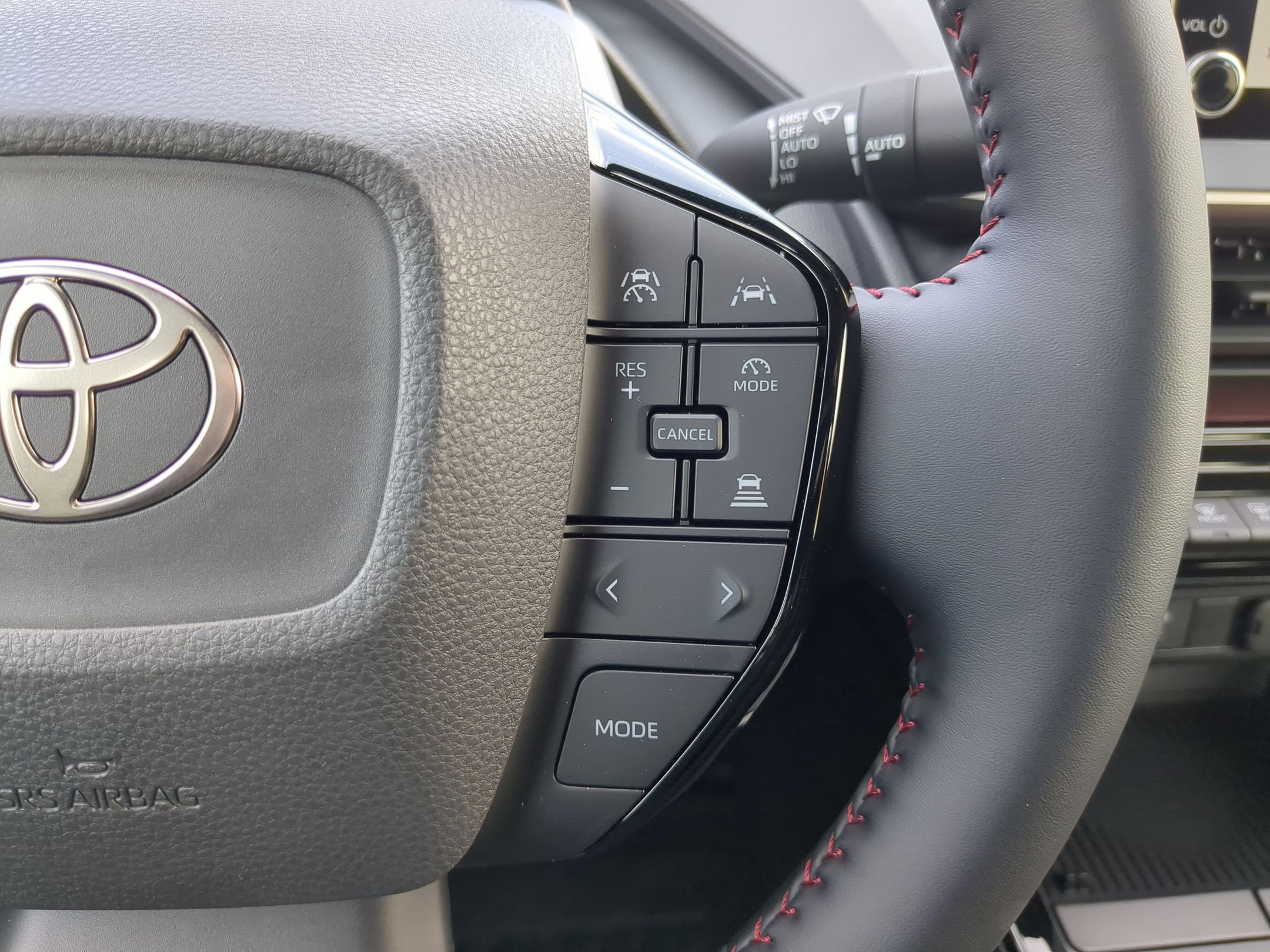 New 2026 Toyota Prius SE image 13