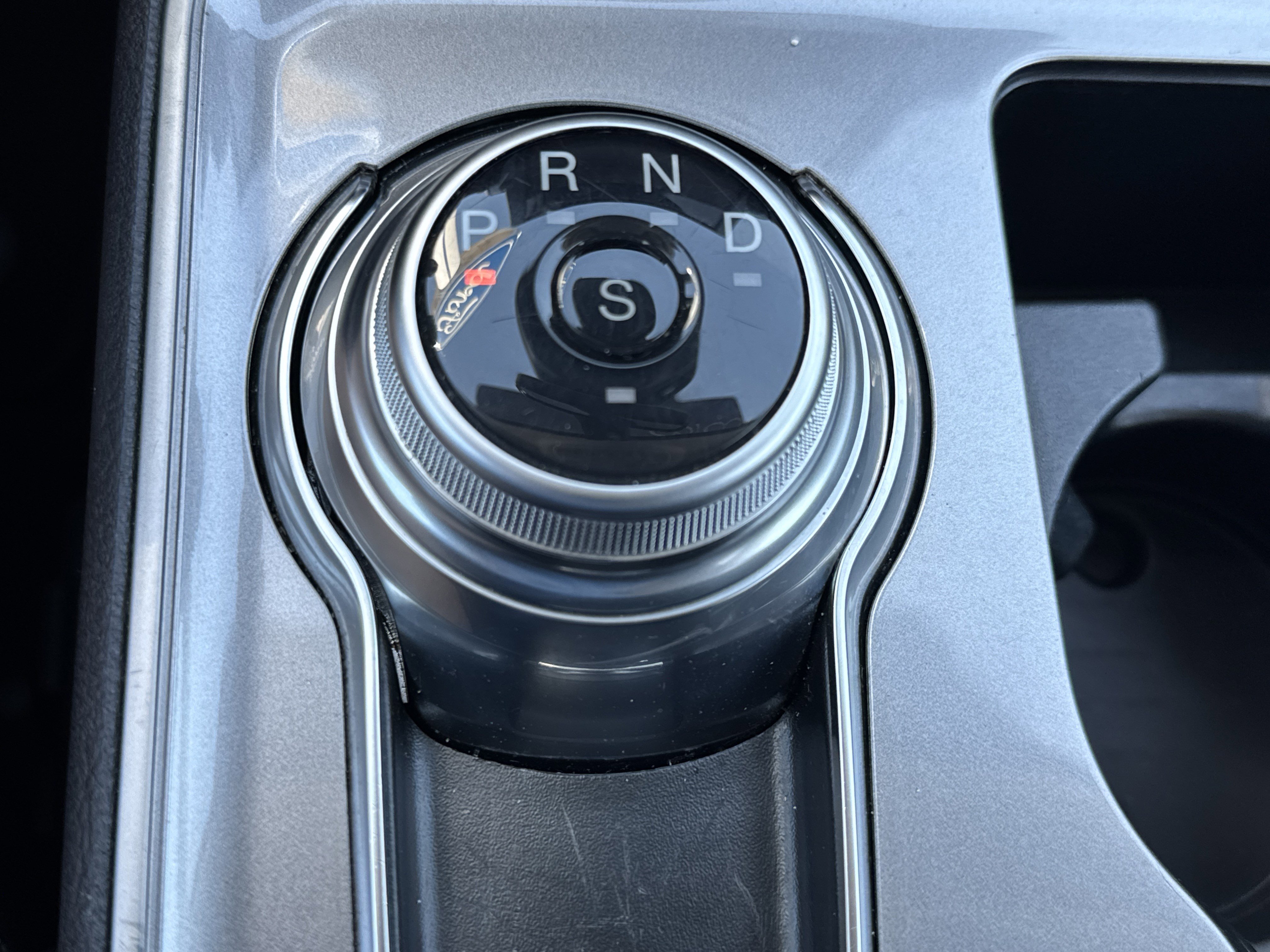 Used 2024 Ford Edge SEL image 24