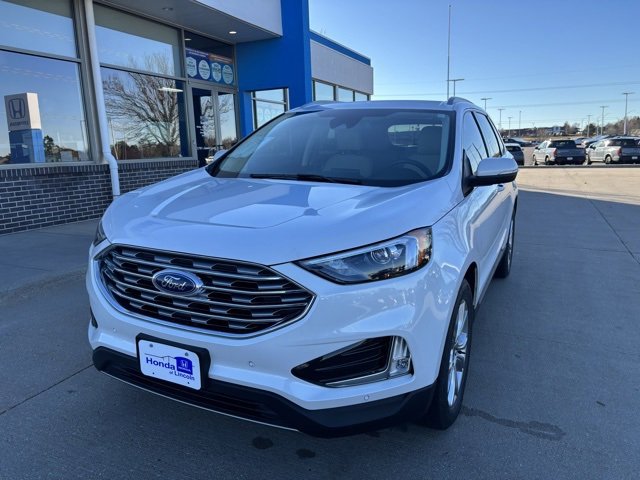 Used 2022 Ford Edge Titanium image 1