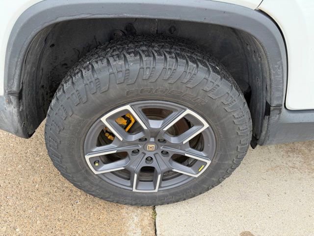 Used 2022 Rivian R1T Launch Edition AWD/4WD image 11