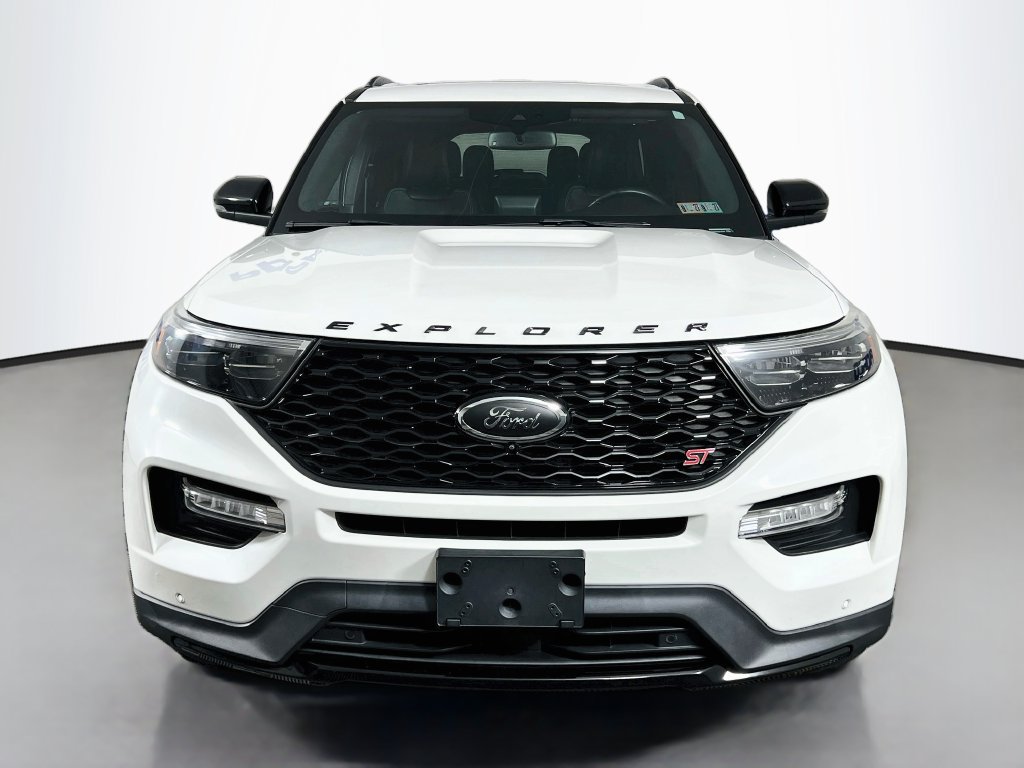 Certified 2022 Ford Explorer ST w/ Equipment Group 401A AWD/4WD image 2