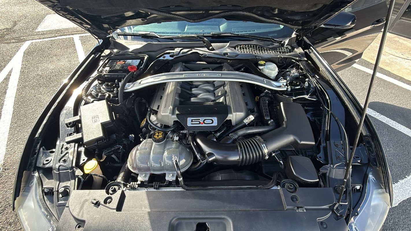 Used 2015 Ford Mustang GT Premium w/ GT Performance Package RWD image 27
