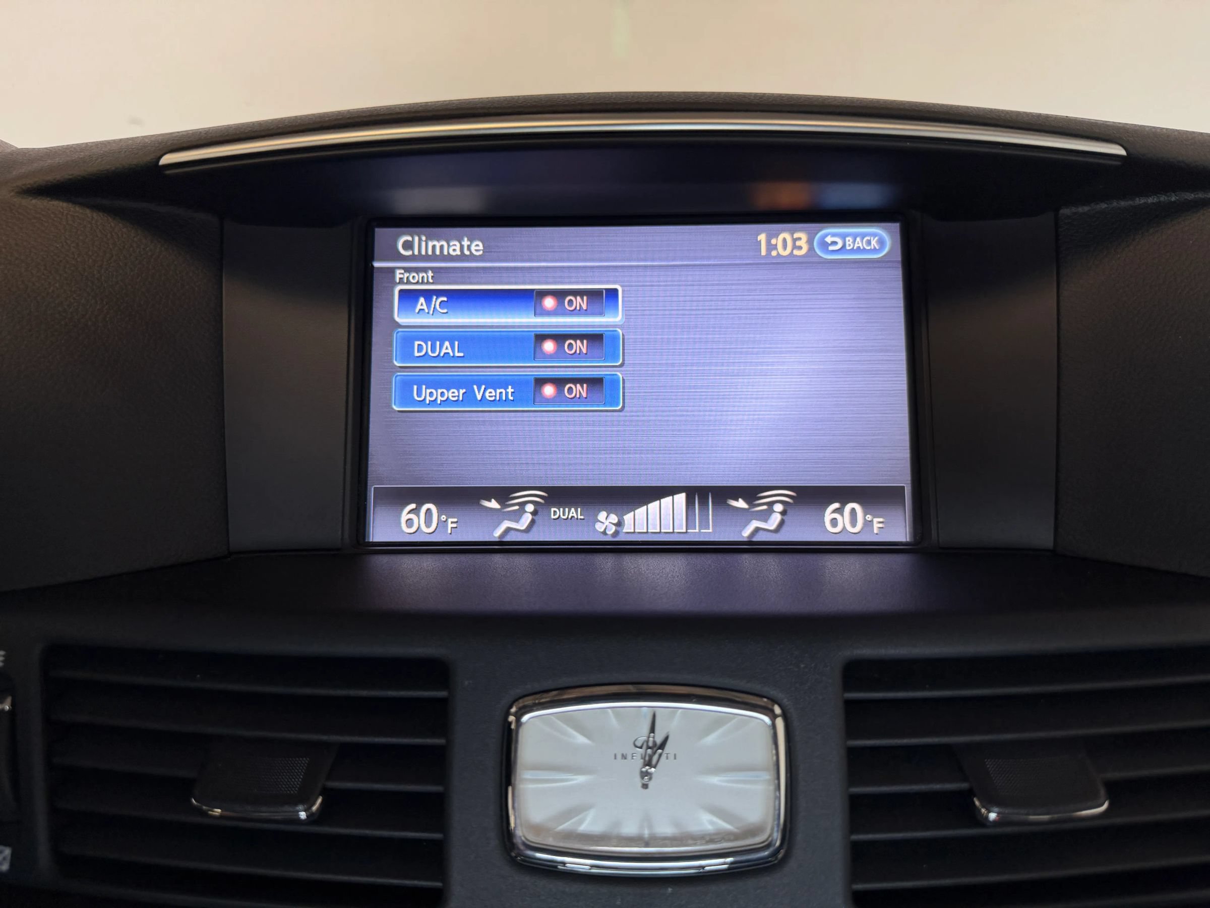 Used 2011 INFINITI M37 x w/ Premium Pkg AWD/4WD image 19