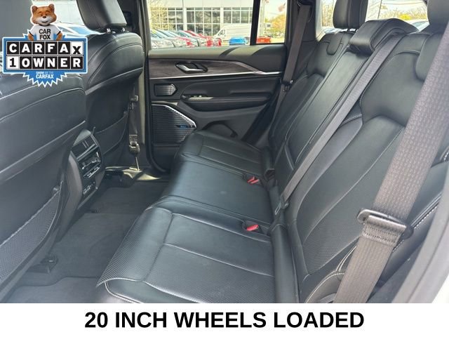 Used 2022 Jeep Grand Cherokee Overland AWD/4WD image 19