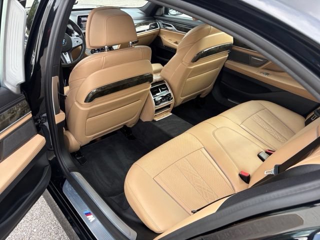 Used 2021 BMW 740i xDrive w/ M Sport Package AWD/4WD image 44
