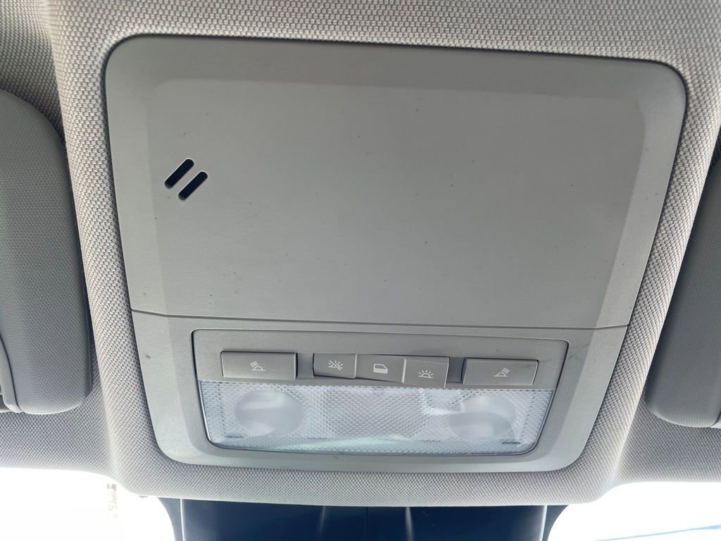 Used 2016 Chevrolet Cruze LT image 30