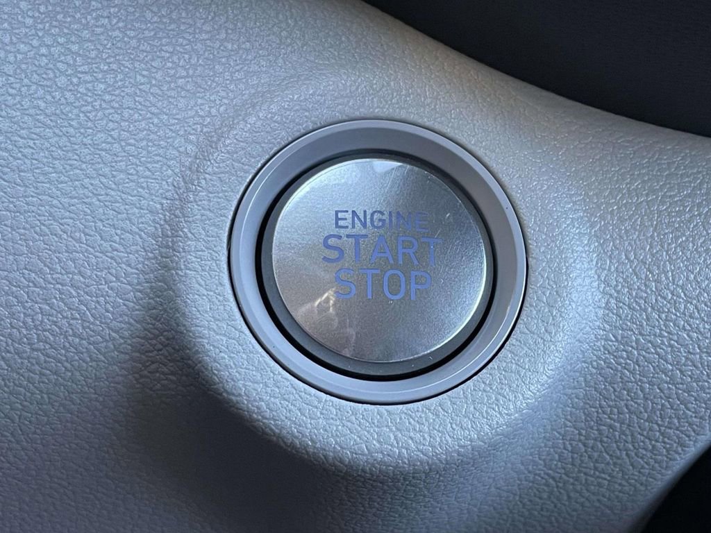 New 2026 Hyundai Venue SEL image 30