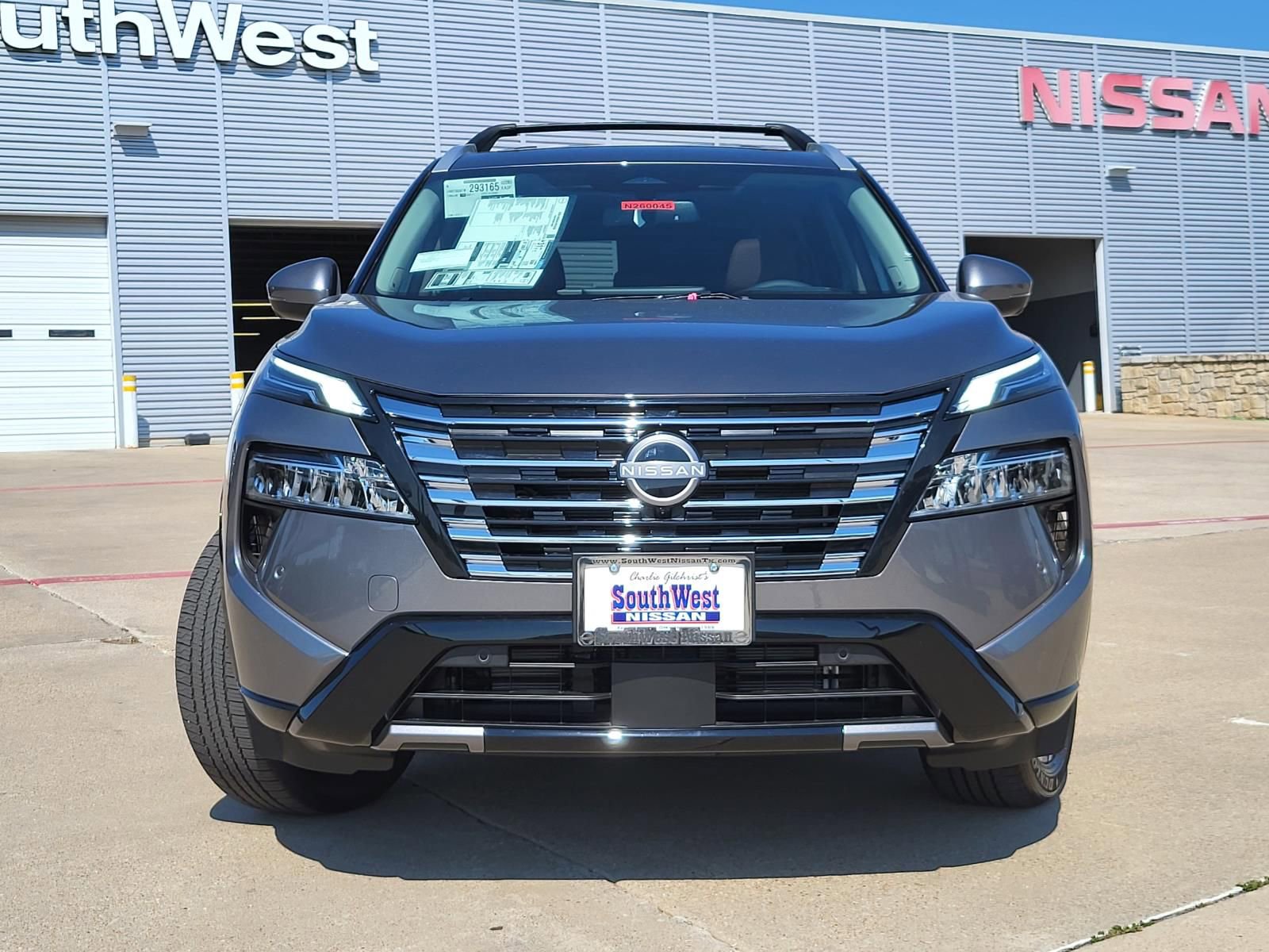 New 2026 Nissan Rogue Platinum image 9