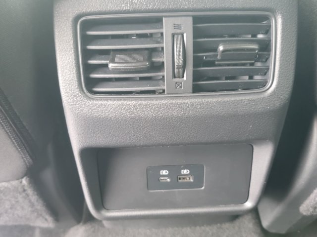 Used 2023 Nissan Rogue SV AWD/4WD image 31