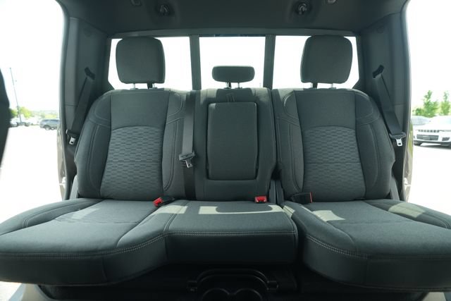 New 2026 RAM 2500 Big Horn AWD/4WD image 36