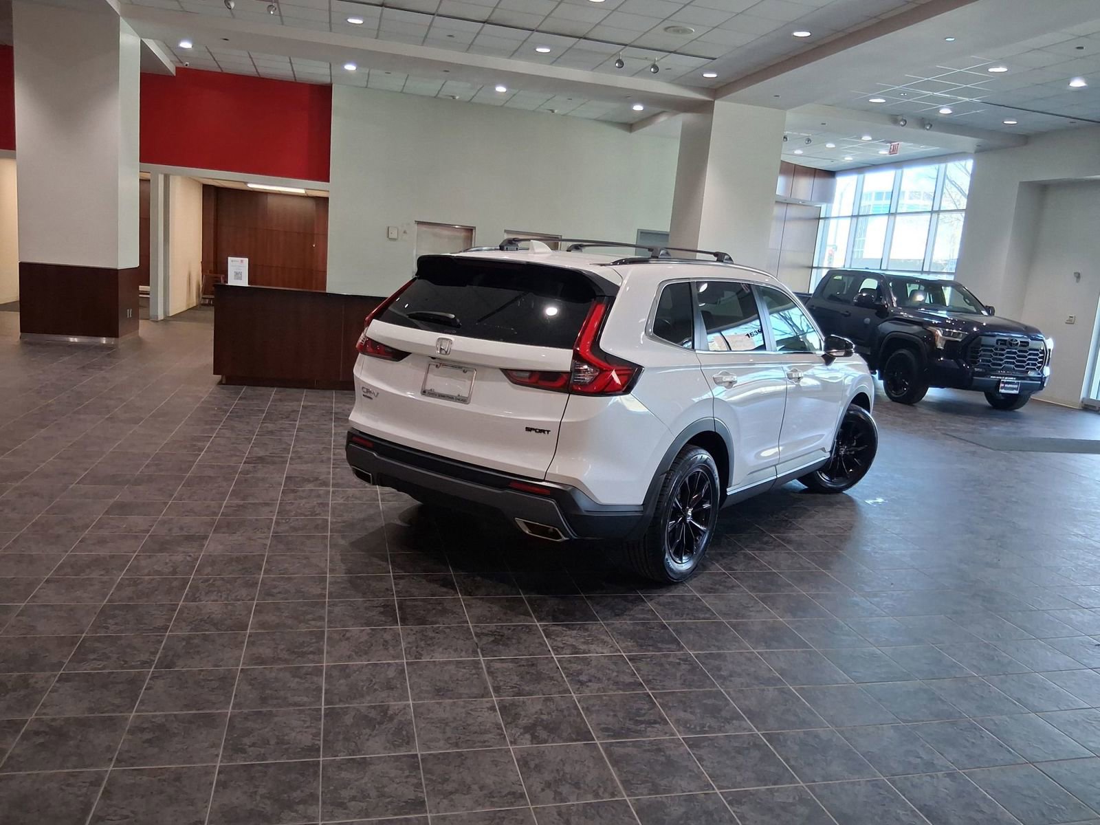 Used 2024 Honda CR-V Sport image 5