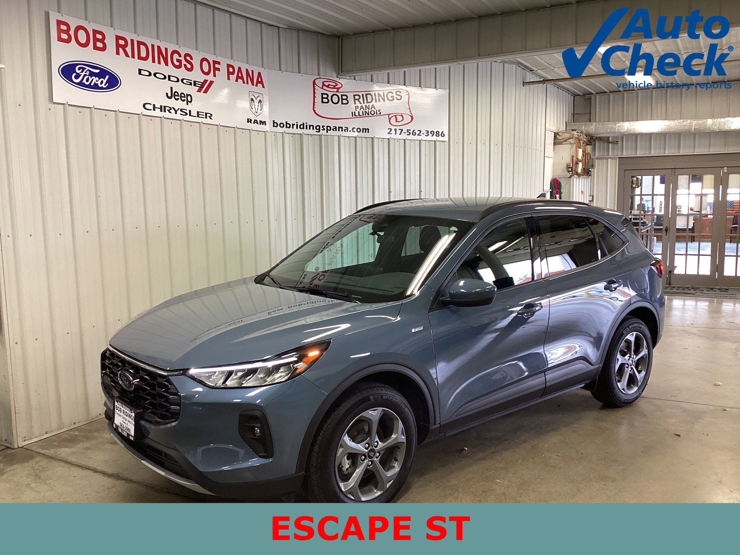 Used 2025 Ford Escape ST-Line Elite image 1