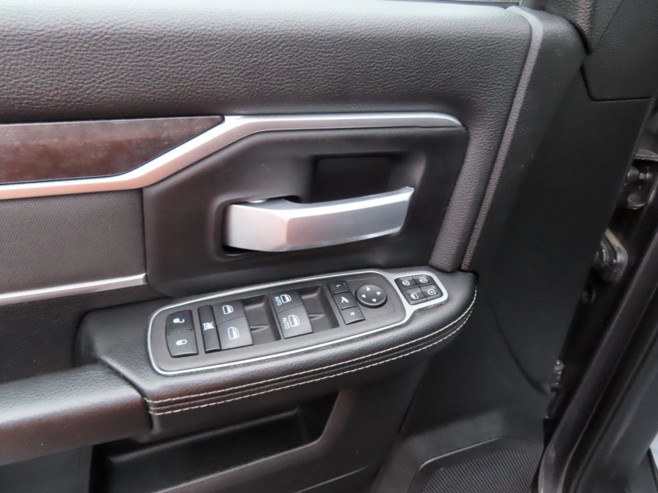 Used 2024 RAM 3500 Big Horn w/ Night Edition image 24