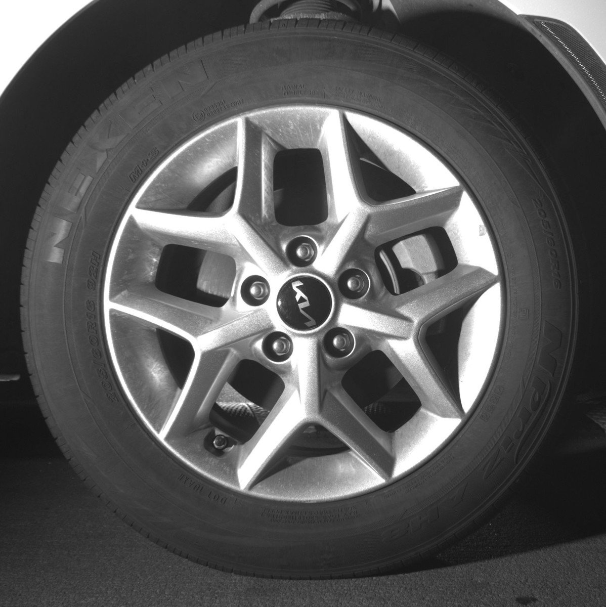 Used 2025 Kia Soul LX w/ LX Technology Package image 13