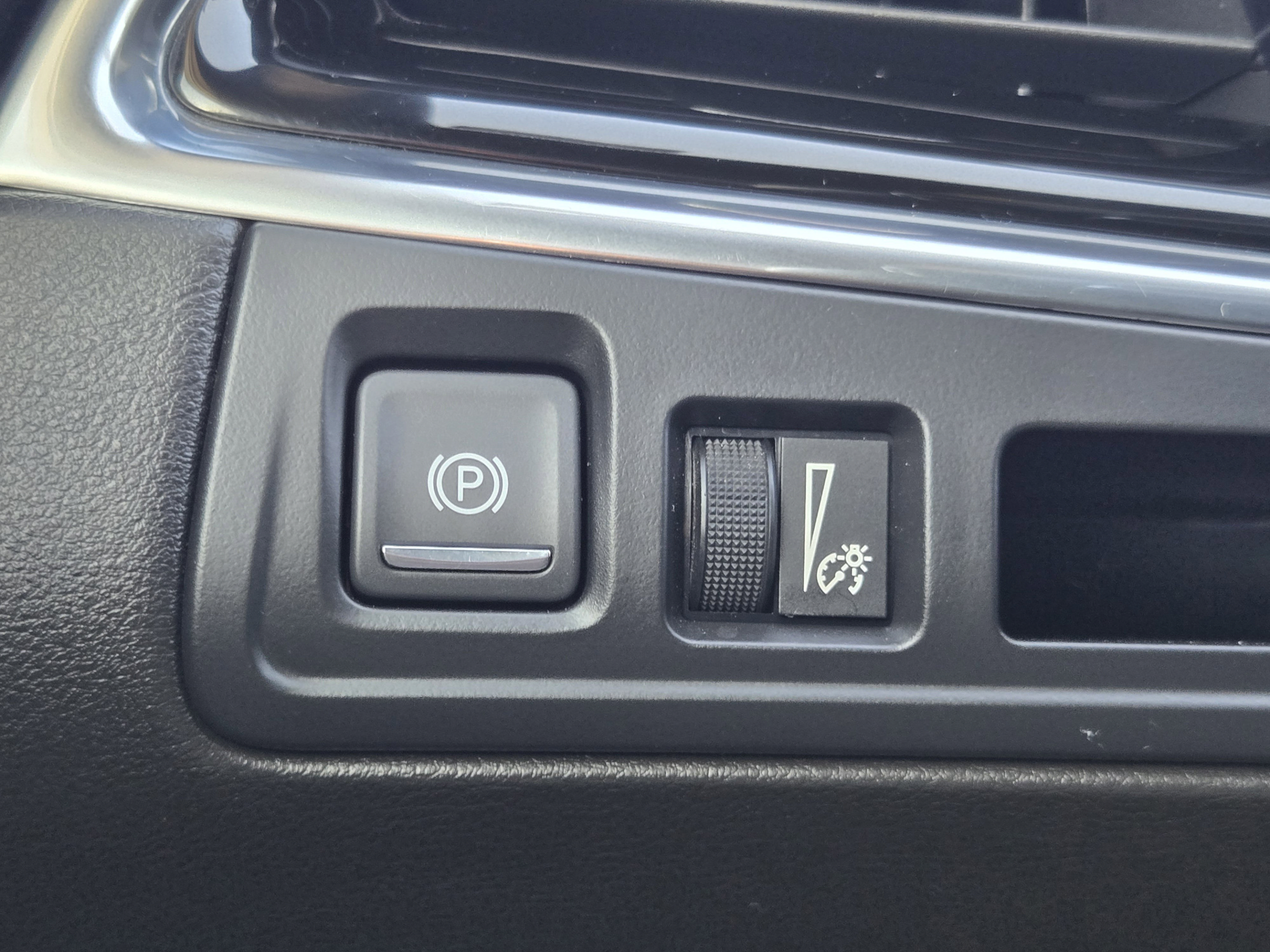 Used 2022 Cadillac XT6 Premium Luxury FWD image 18