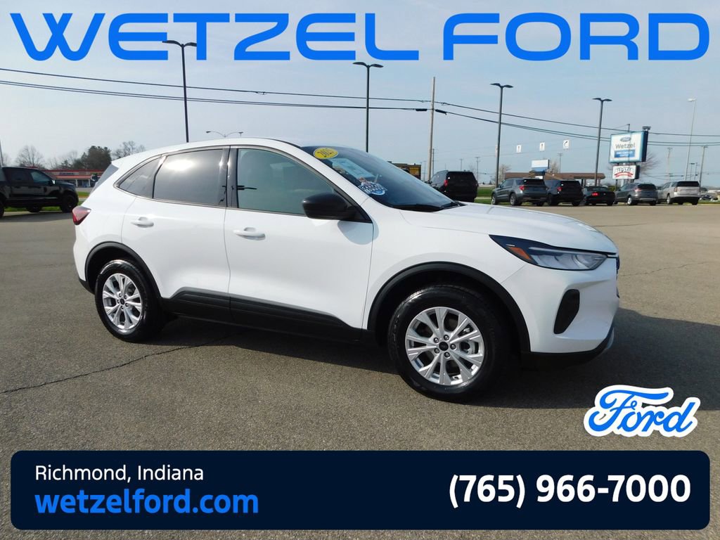 Used 2025 Ford Escape Active image 1