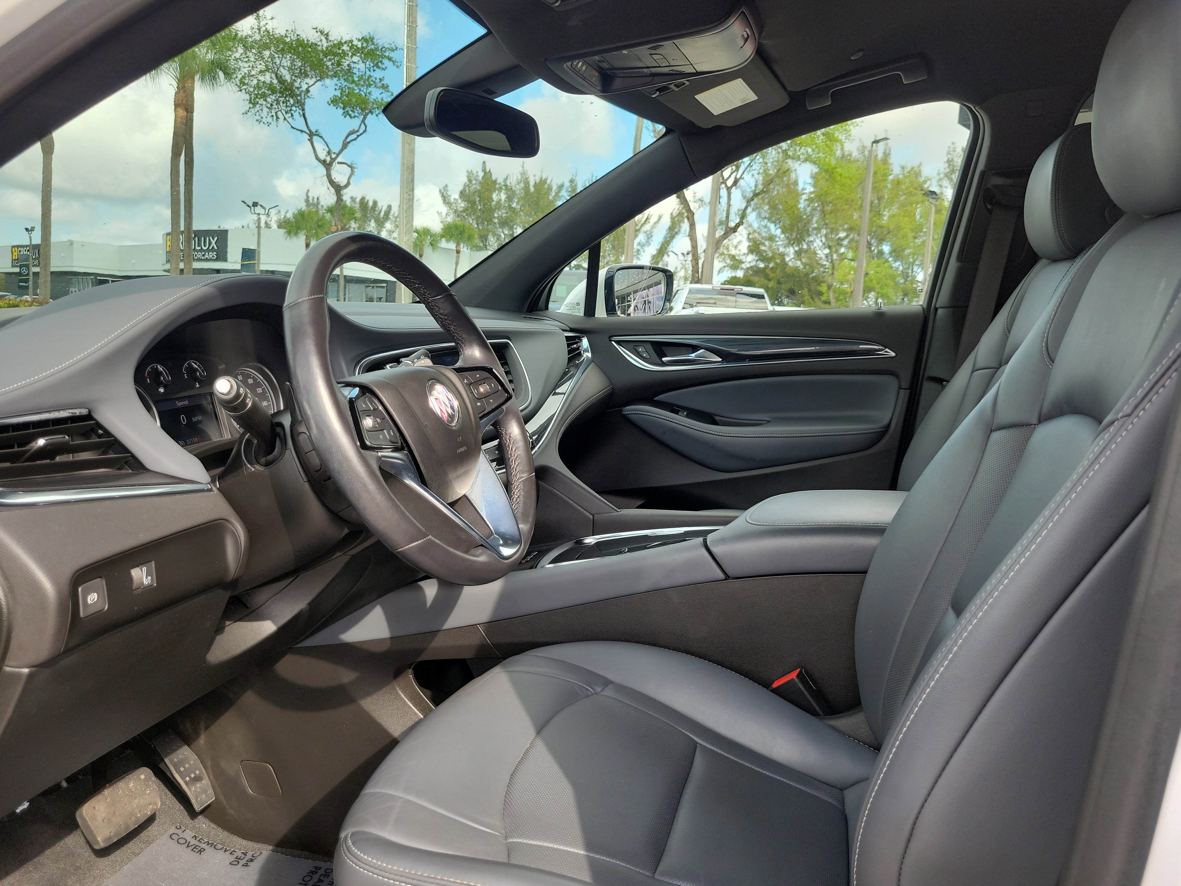 Used 2023 Buick Enclave Essence w/ Sport Touring Edition image 17