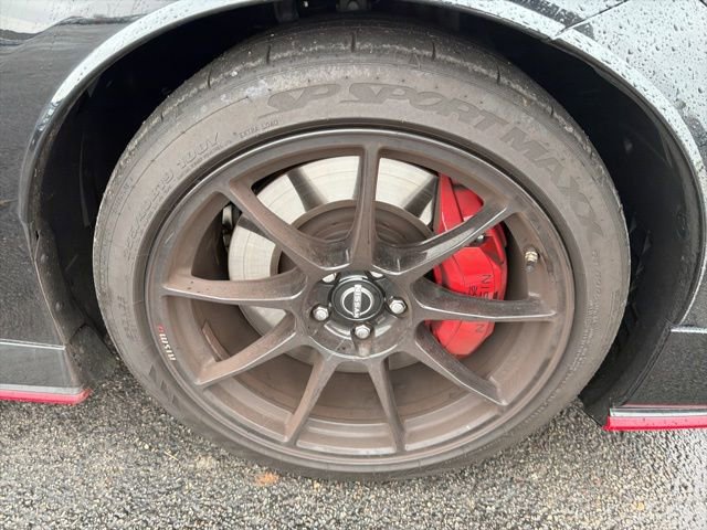 Used 2024 Nissan Z NISMO w/ Floor Mat Package image 7