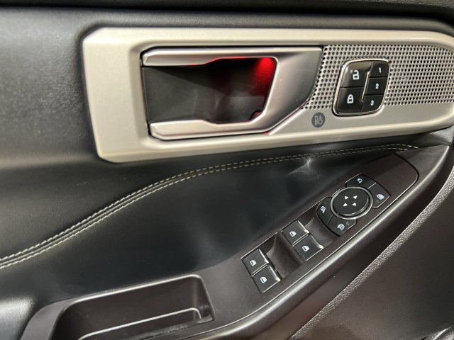 Used 2020 Ford Explorer Limited RWD image 23