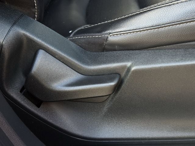 Used 2020 Ford Escape SEL FWD image 30