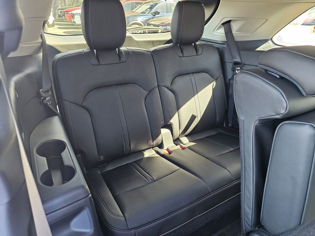 New 2026 MAZDA CX-90 Plug-In Hybrid w/ Preferred image 29