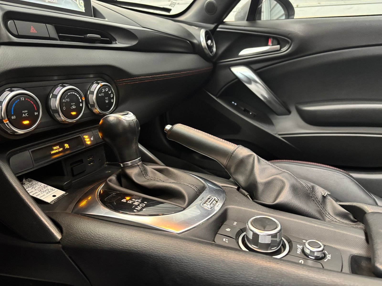 Used 2017 FIAT 124 Spider Abarth RWD image 22