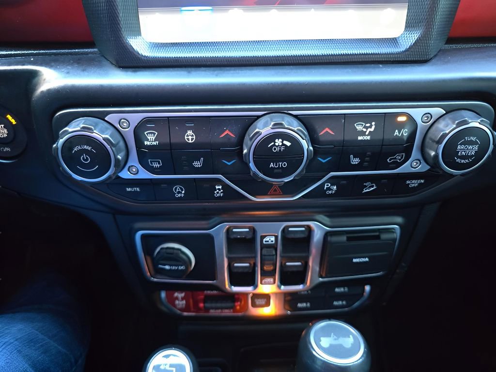Used 2020 Jeep Wrangler Unlimited Rubicon AWD/4WD image 19