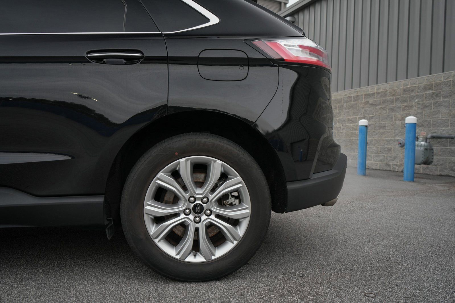 Used 2024 Ford Edge Titanium image 6