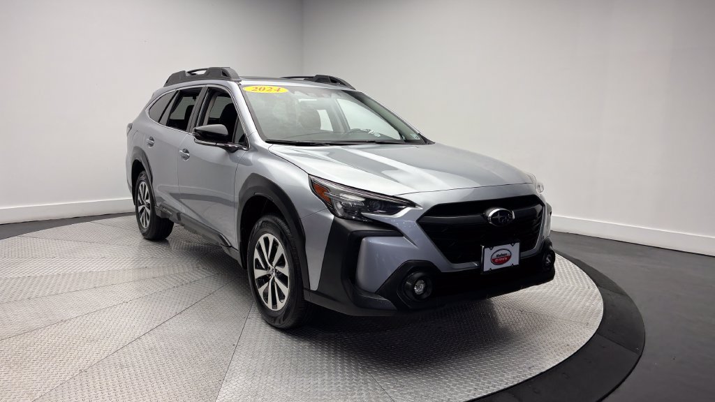 Used 2024 Subaru Outback Premium AWD/4WD image 41