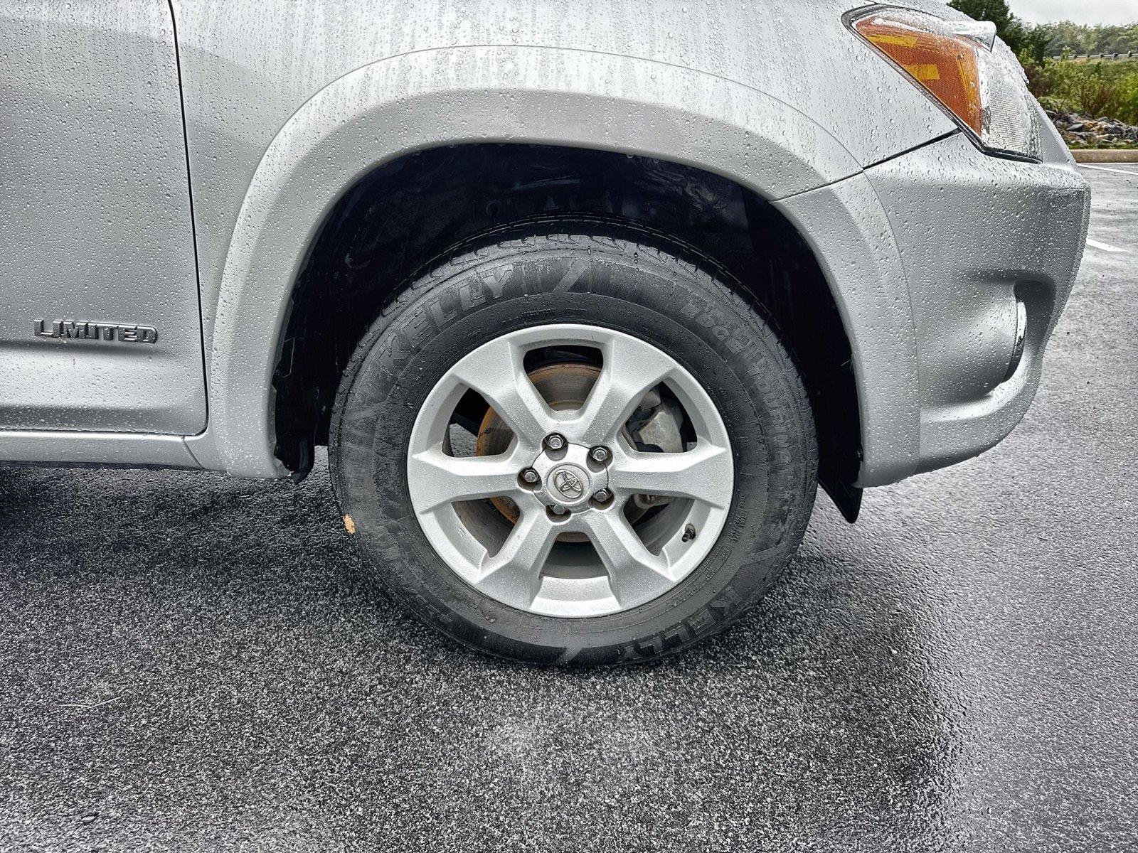 Used 2011 Toyota RAV4 Limited AWD/4WD image 10