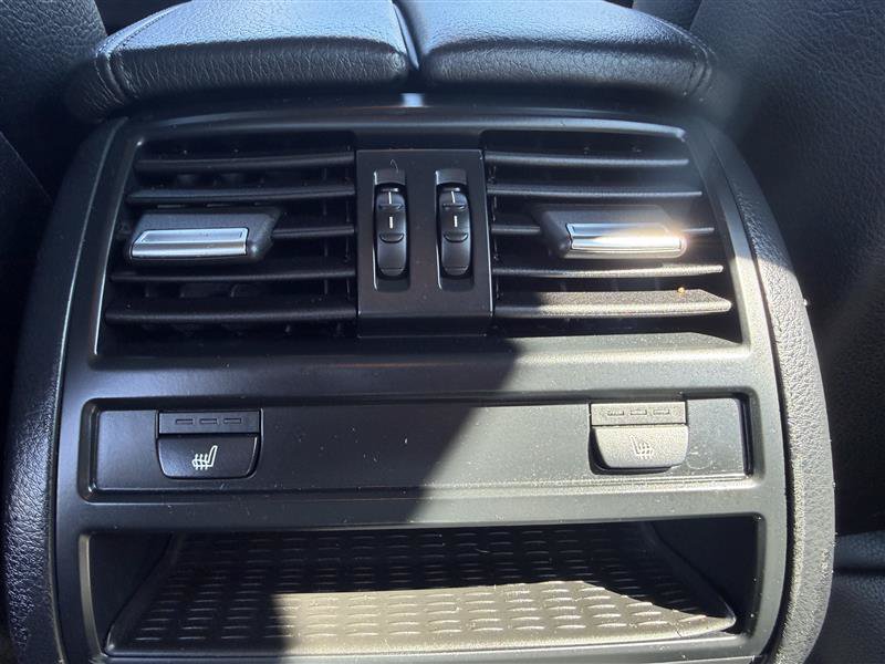 Used 2012 BMW 550i xDrive Sedan AWD/4WD image 19