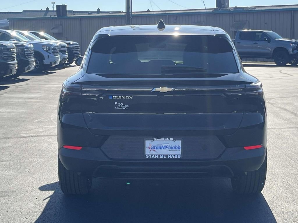 New 2026 Chevrolet Equinox EV LT image 6