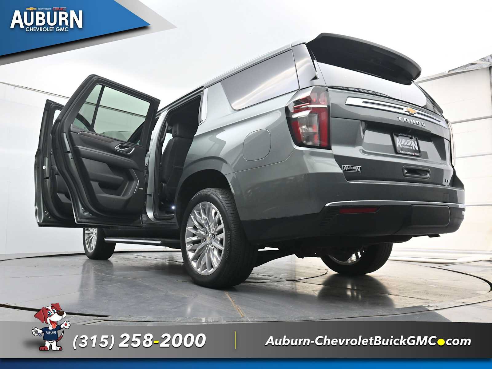 Used 2024 Chevrolet Tahoe LT w/ Luxury Package AWD/4WD image 39