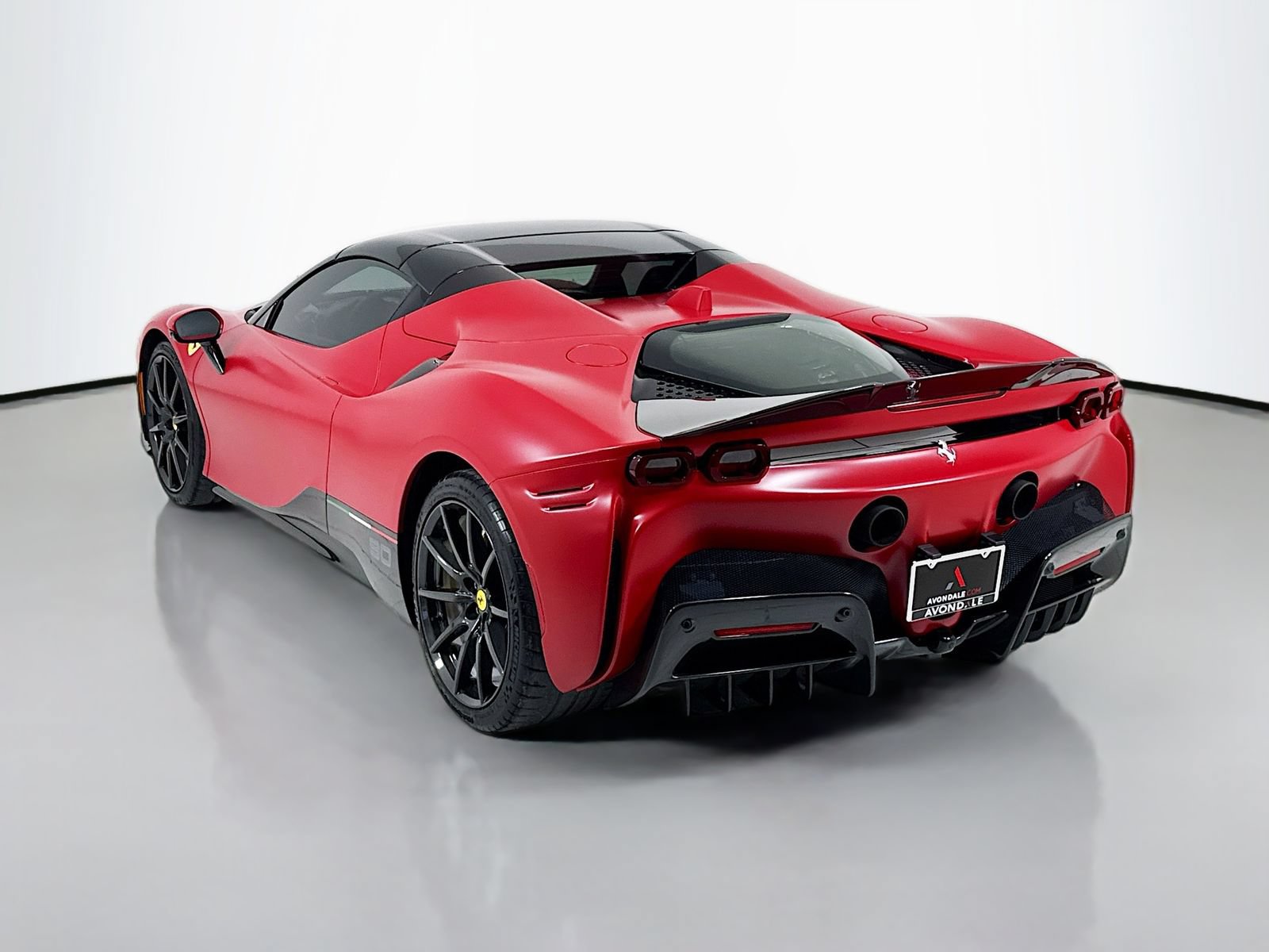Used 2023 Ferrari SF90 Spider AWD/4WD image 5
