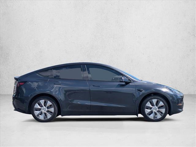 Used 2024 Tesla Model Y Long Range AWD/4WD video 4