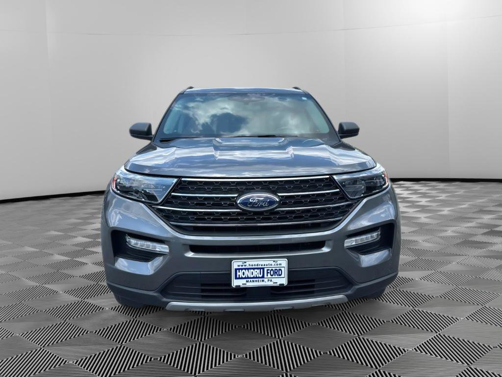 Used 2023 Ford Explorer XLT w/ Equipment Group 202A AWD/4WD image 7
