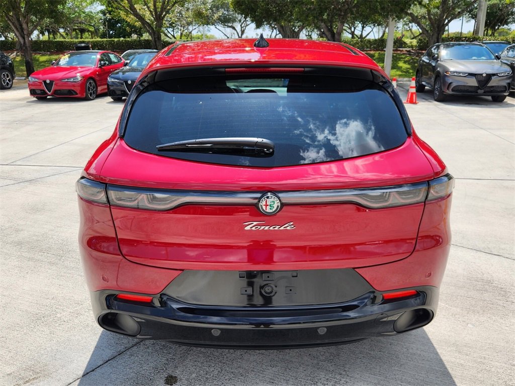 New 2025 Alfa Romeo Tonale w/ Premium Package image 5