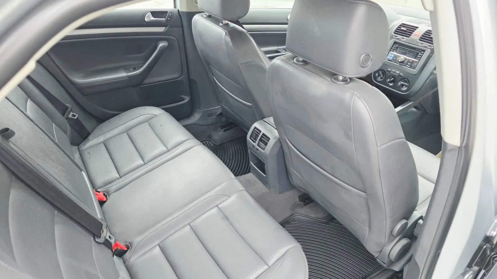 Used 2006 Volkswagen Jetta TDI image 12