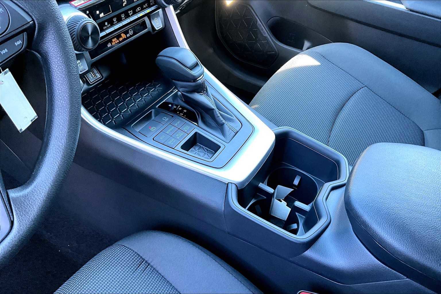 New 2025 Toyota RAV4 LE image 7