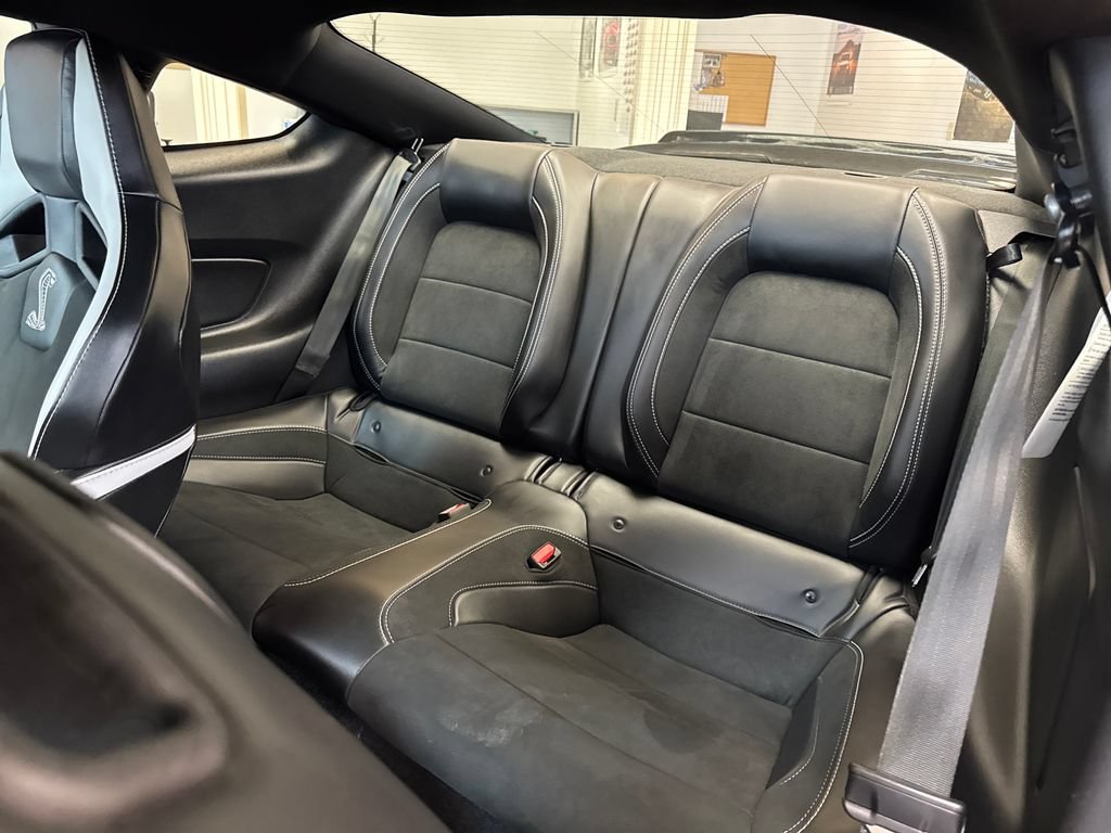 Used 2021 Ford Mustang Shelby GT500 w/ Technology Package RWD image 28
