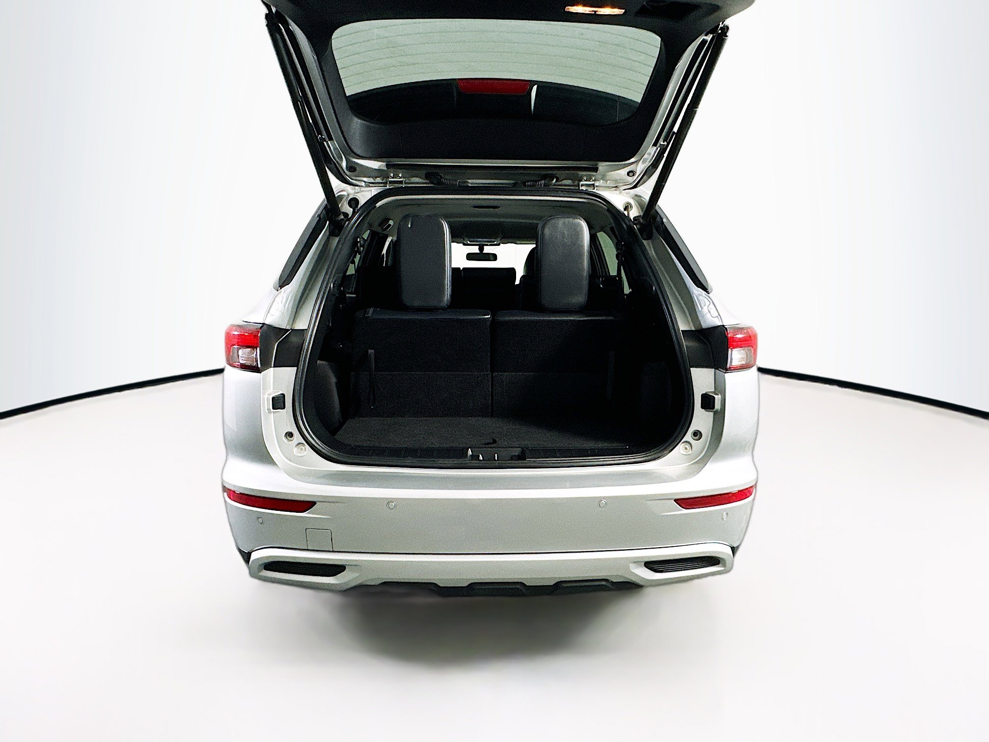 Used 2024 Mitsubishi Outlander SE image 31