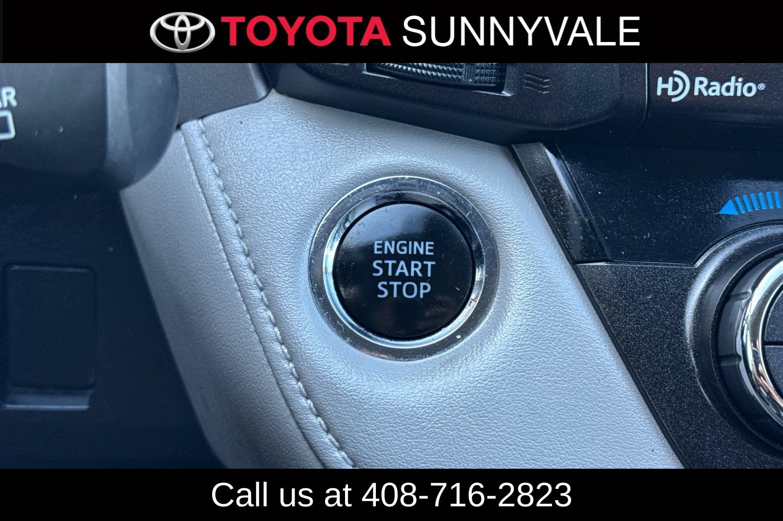 Used 2017 Toyota RAV4 XLE w/ Plus Extra Value Package FWD image 26