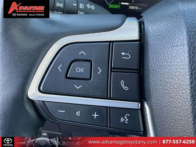 Used 2023 Toyota Highlander Limited image 24
