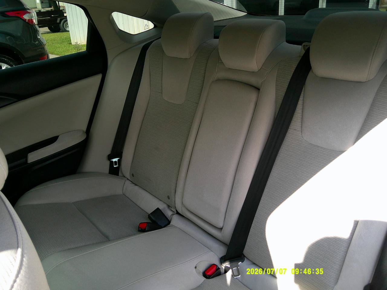 Used 2019 Honda Insight EX image 13