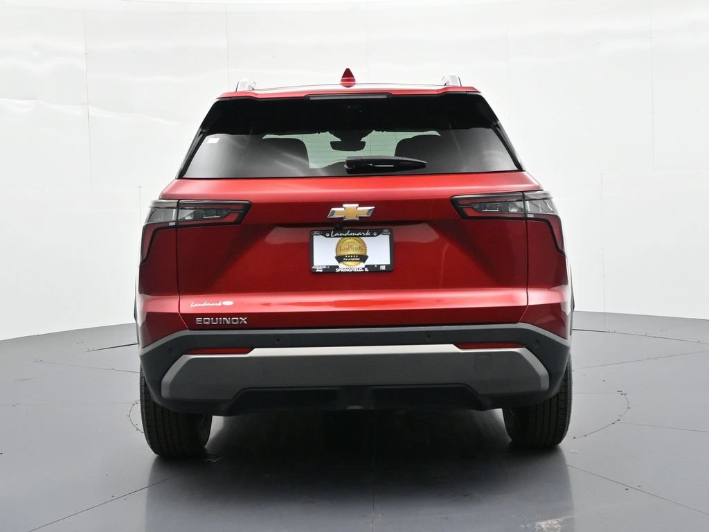 Used 2025 Chevrolet Equinox LT w/ Convenience Package II FWD image 7
