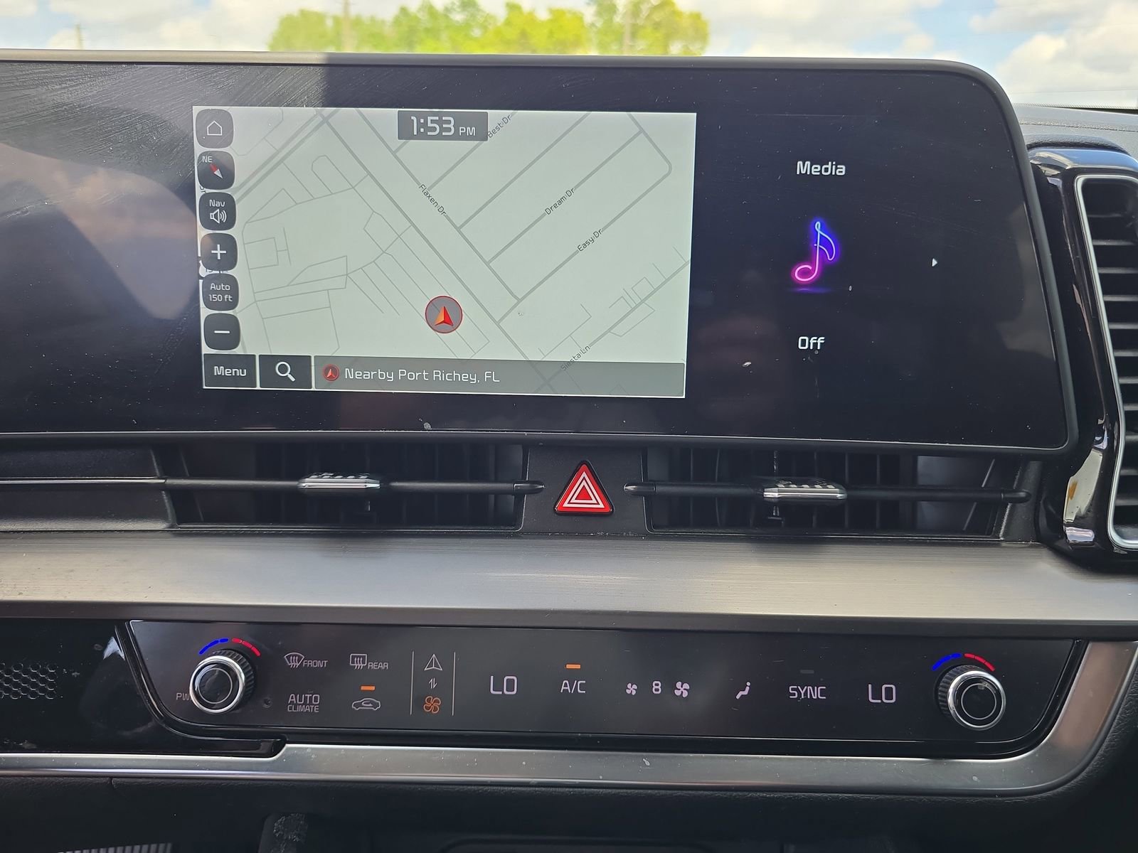 Used 2023 Kia Sportage EX image 17